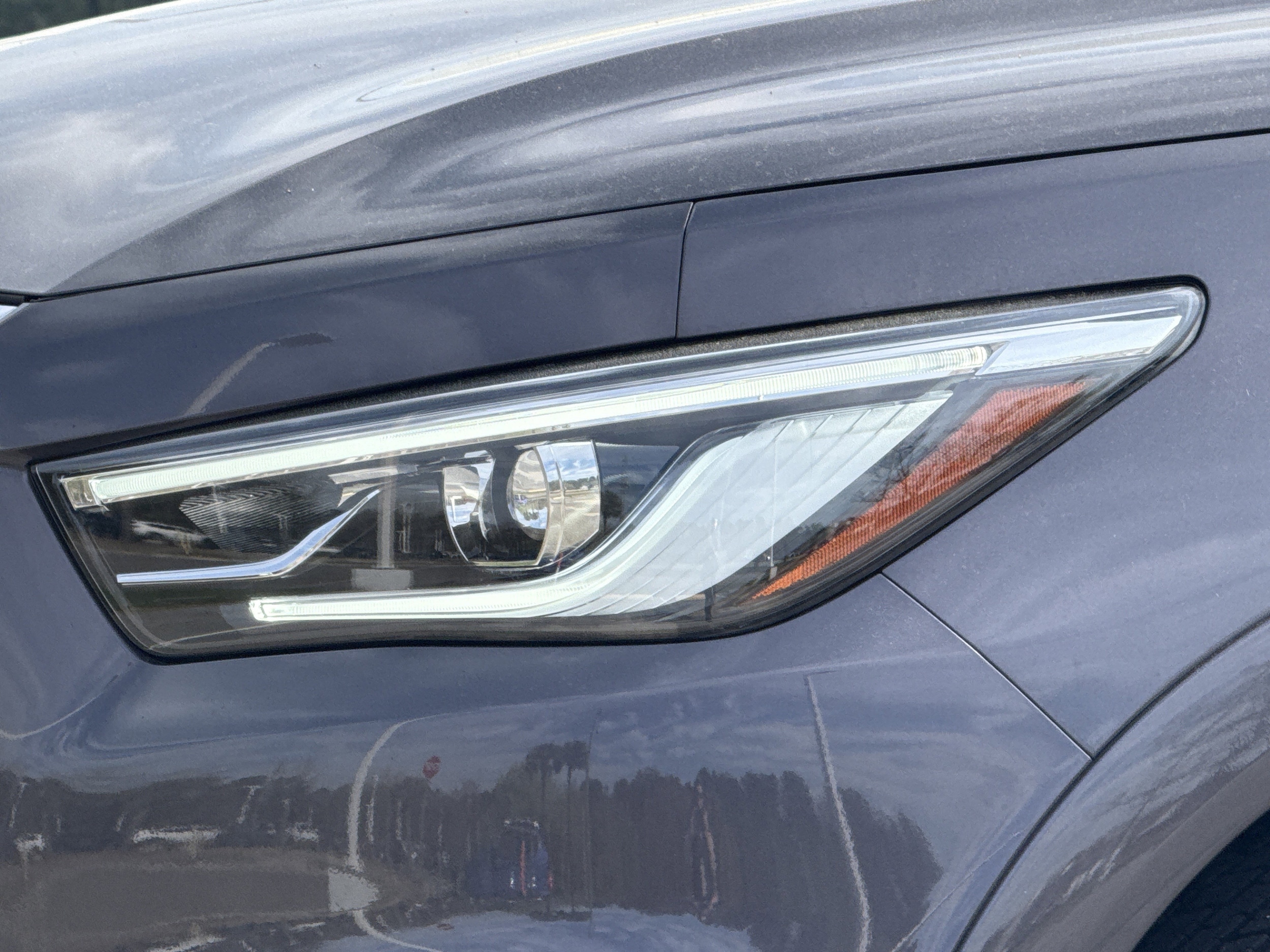 2024 INFINITI QX80 LUXE photo 4