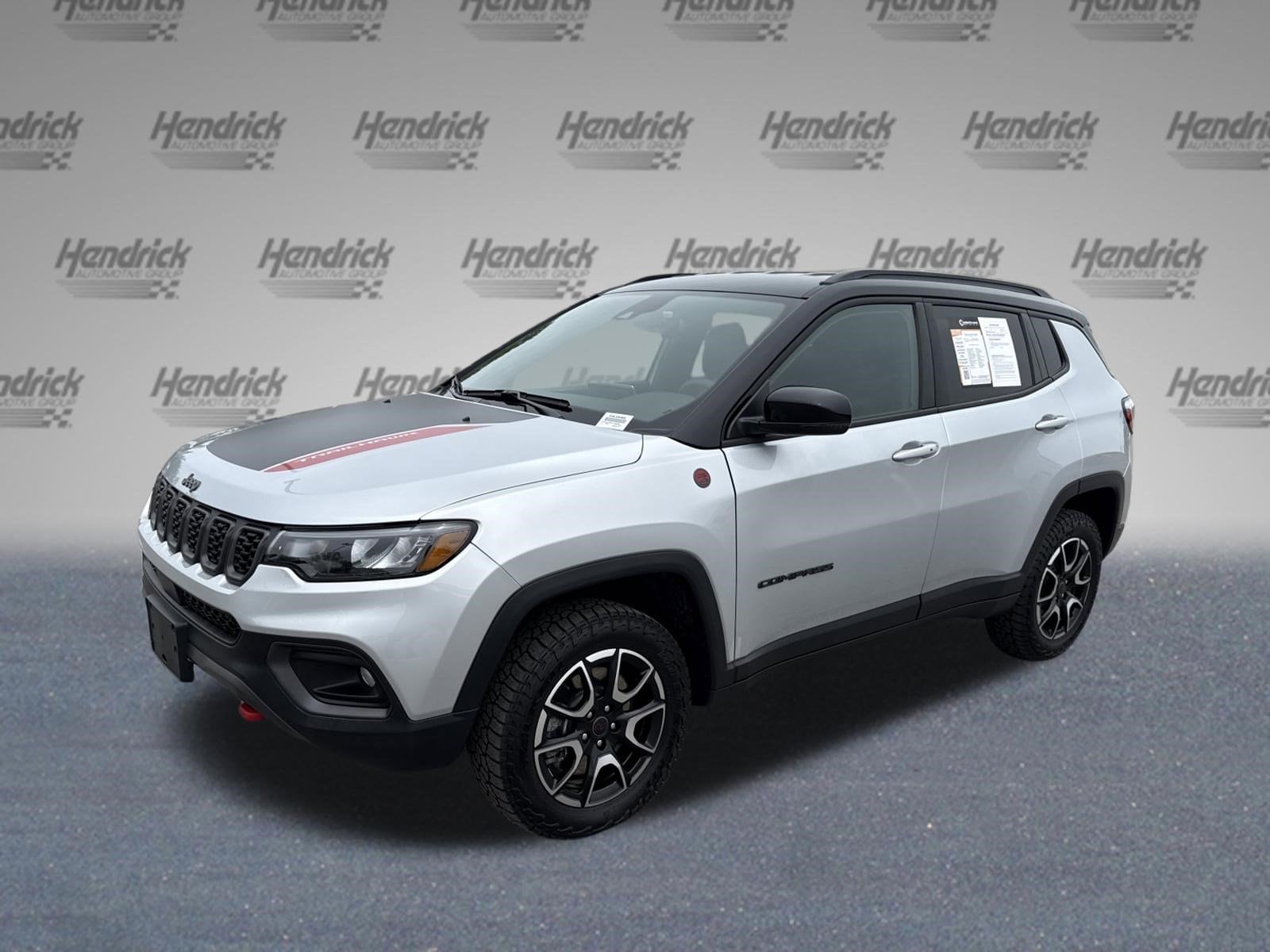 2025 Jeep Compass Trailhawk photo 5