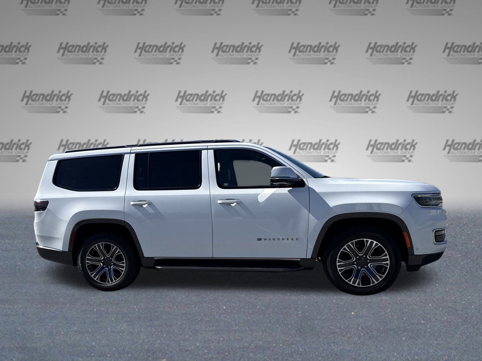 2022 Jeep Wagoneer Series III photo 3