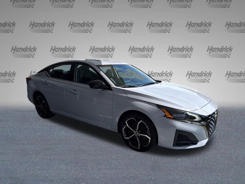 Used 2024 Nissan Altima 2.5 SR Sedan