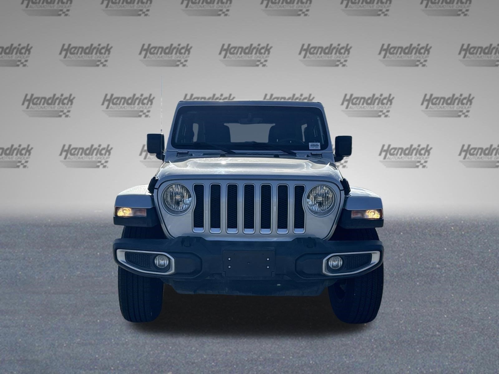 2023 Jeep Wrangler Sahara photo 2
