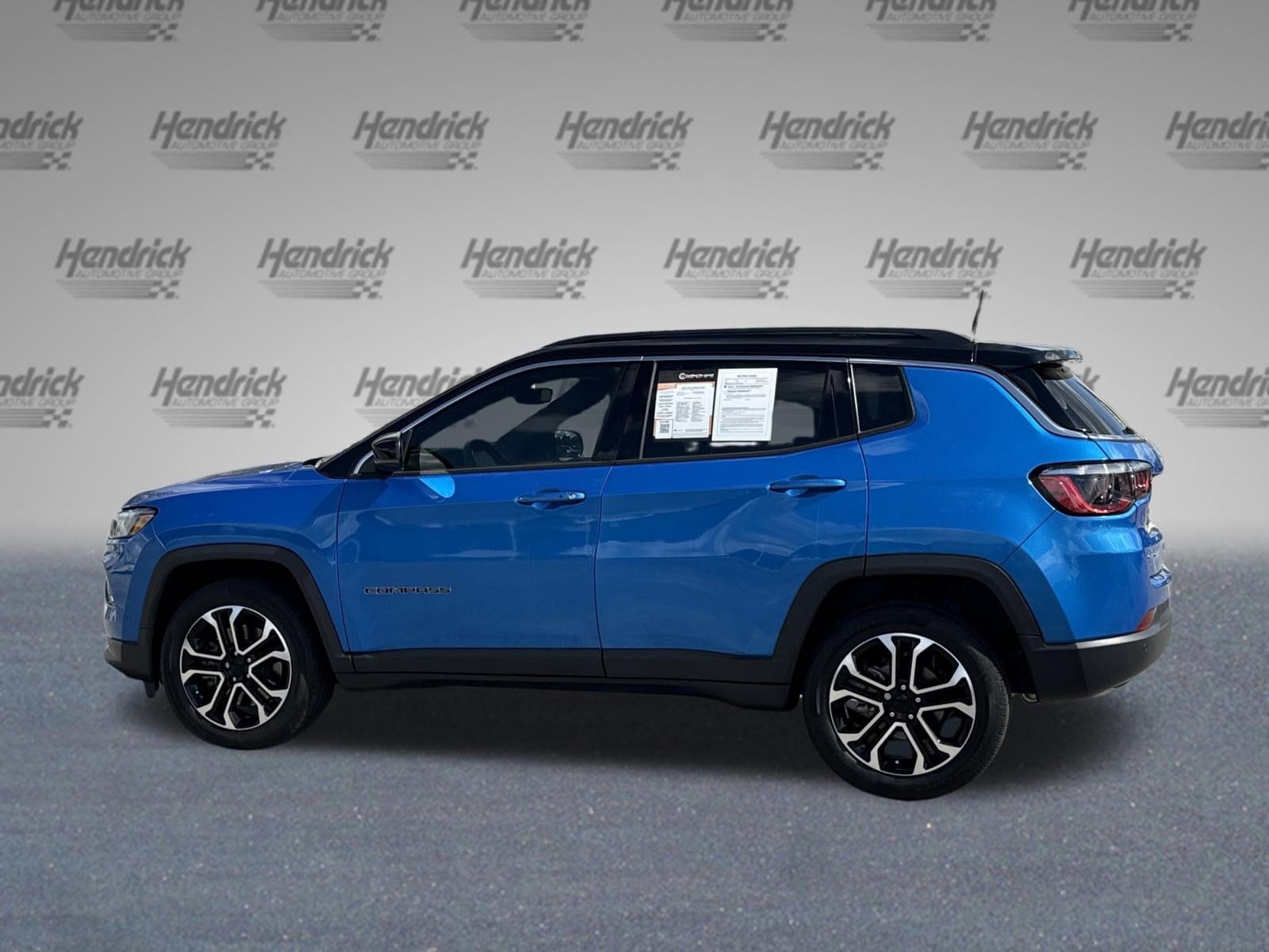 2023 Jeep Compass Limited photo 6