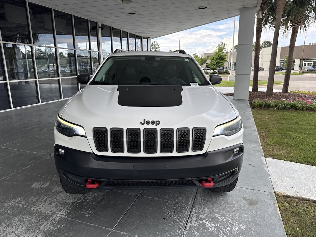 Used 2019 Jeep Cherokee Trailhawk SUV