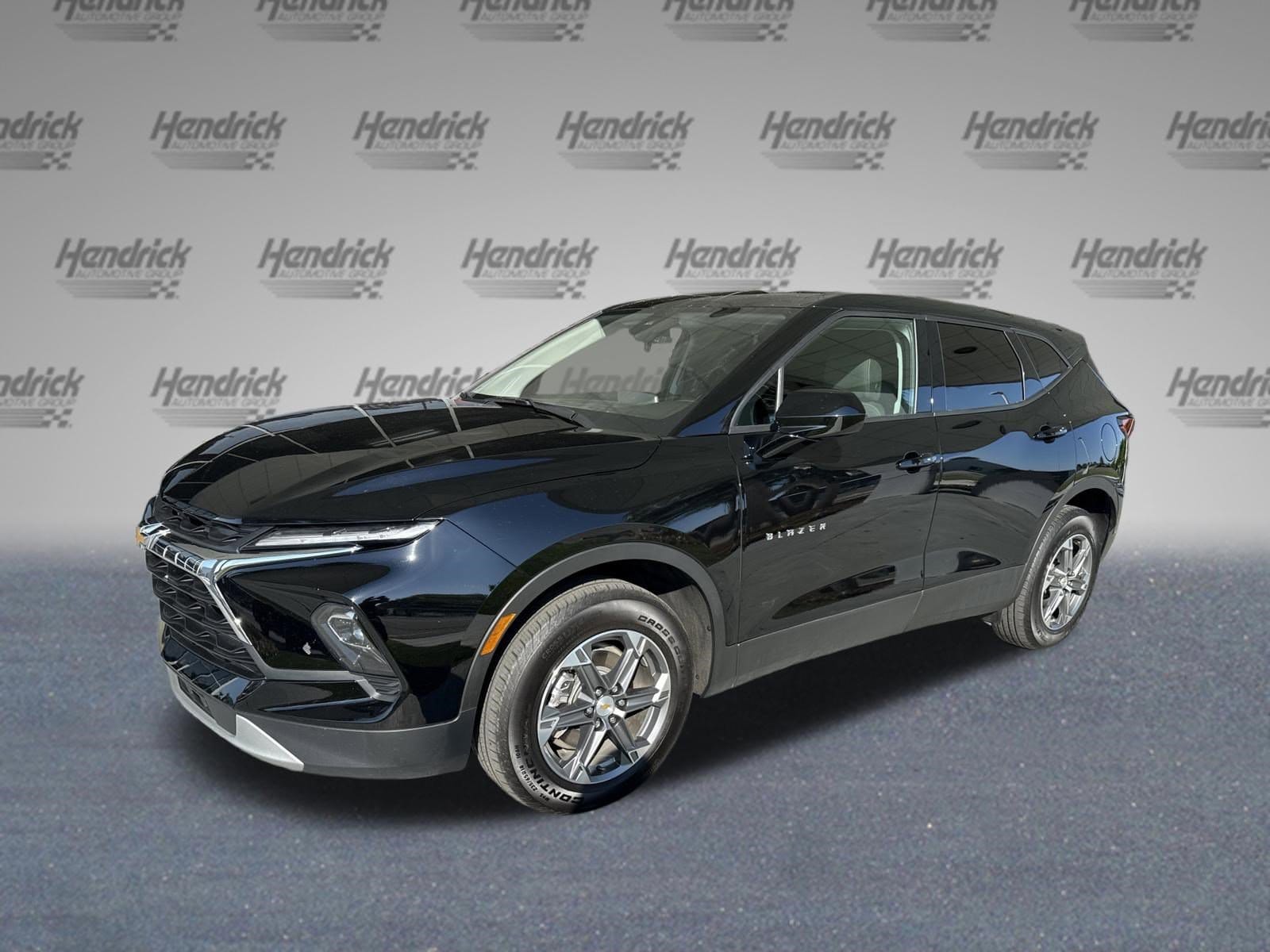 2025 Chevrolet Blazer LT photo 4