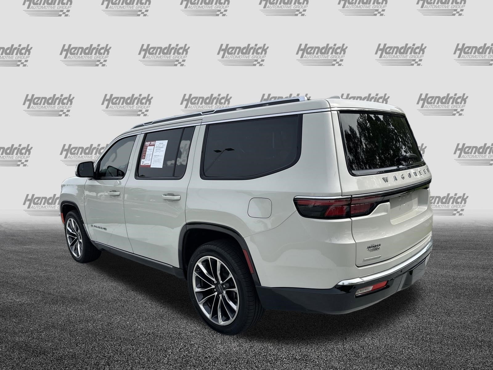 2022 Jeep Wagoneer Series III photo 6