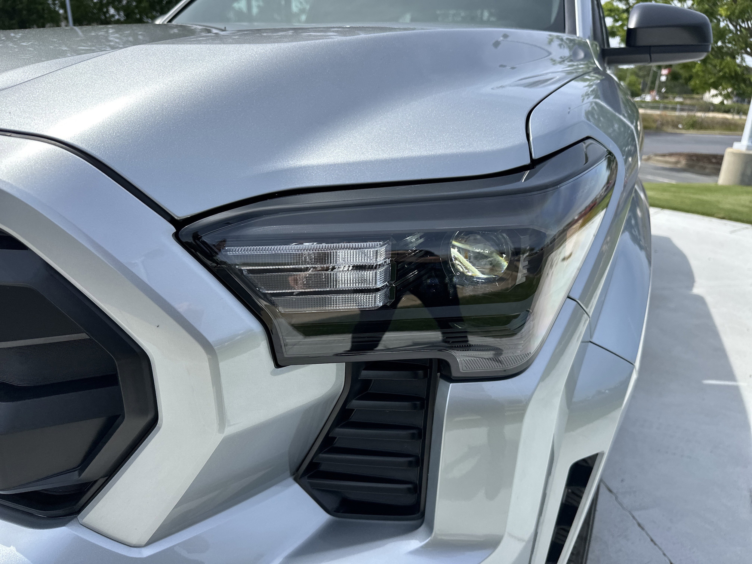 2025 Toyota Tacoma 2WD SR photo 5