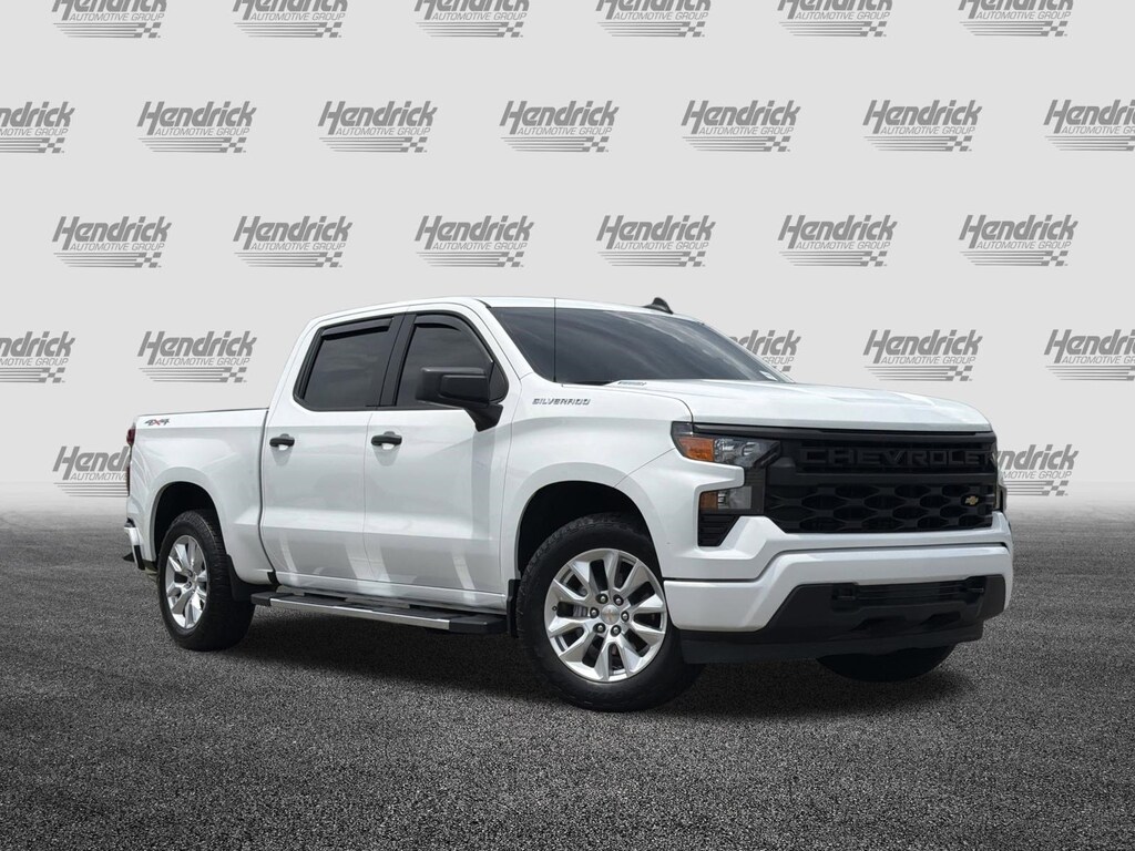 Used 2025 Chevrolet Silverado 1500 Custom Pickup