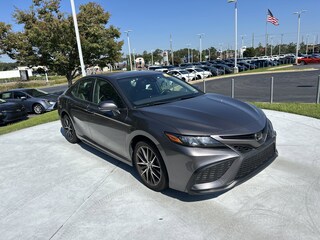 2024 Toyota Camry SE Sedan