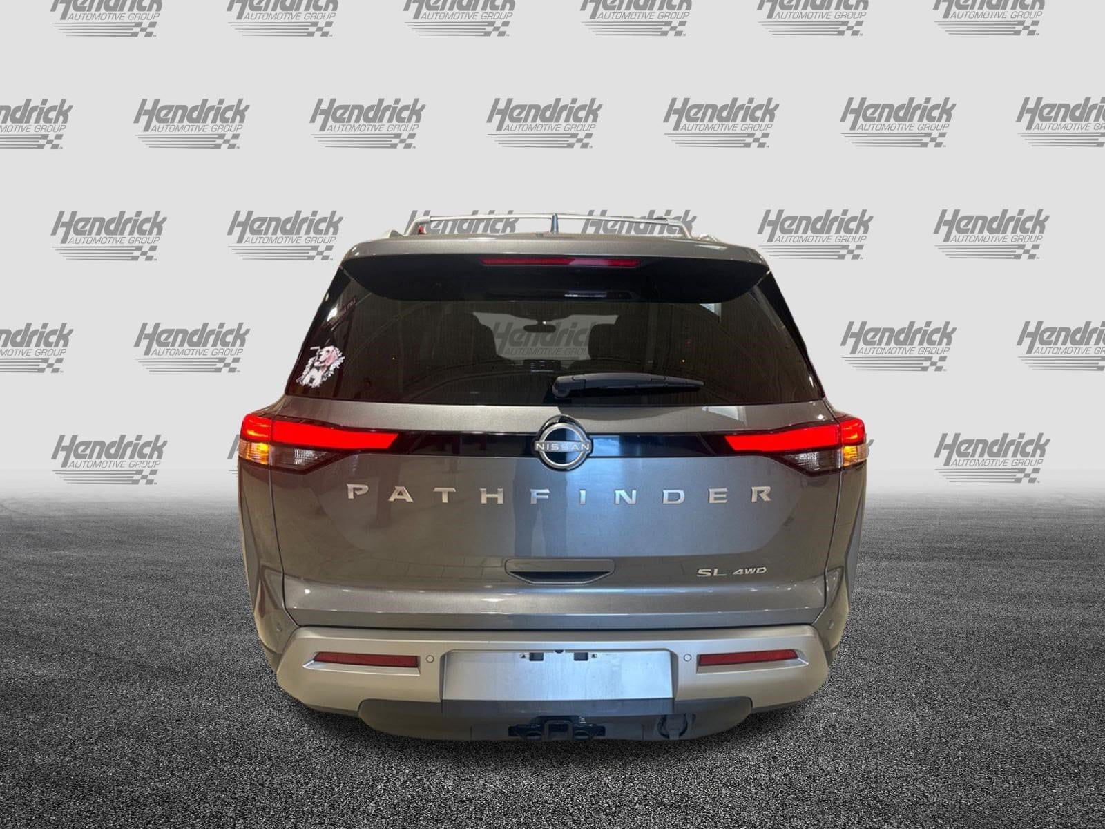 Nissan Pathfinder SL