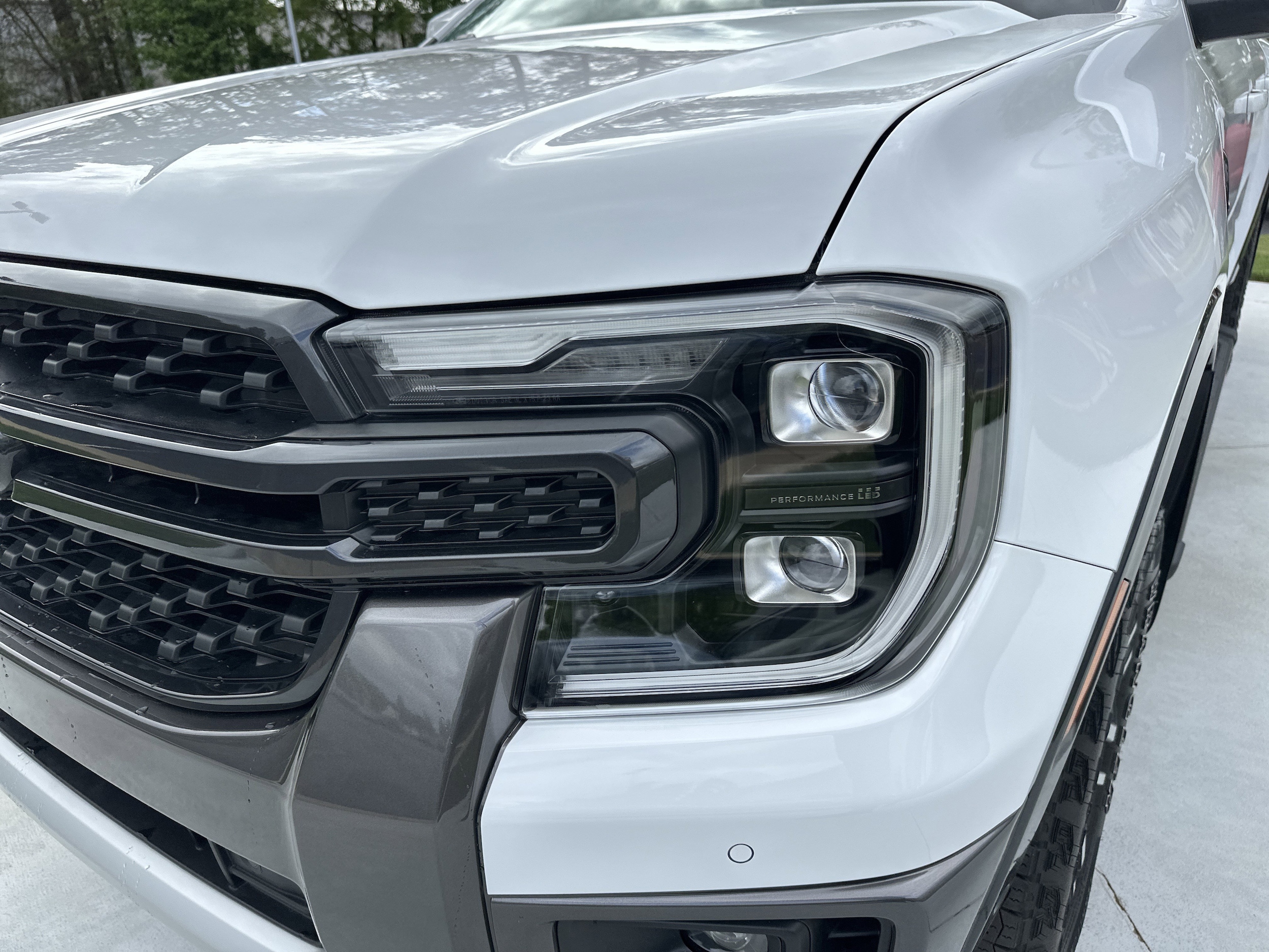 2024 Ford Ranger LARIAT photo 4