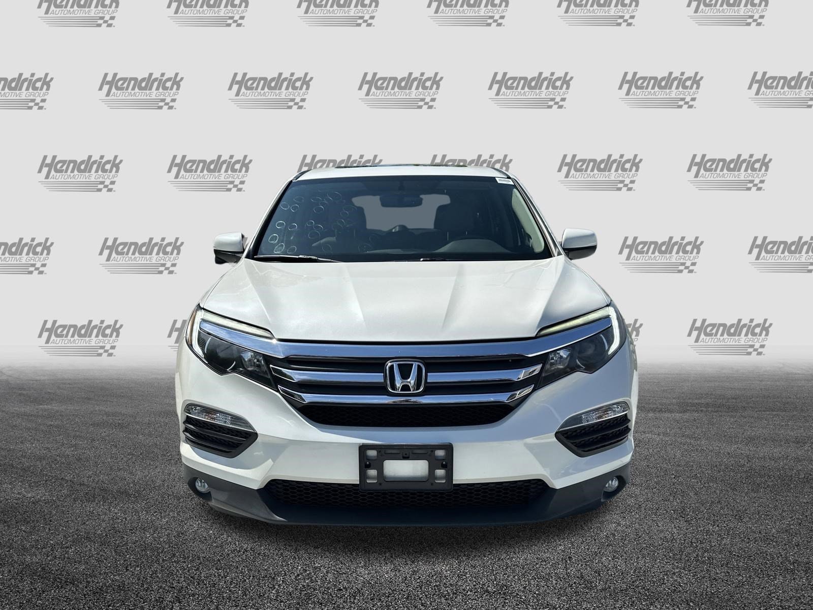 2017 Honda Pilot EX-L photo 2
