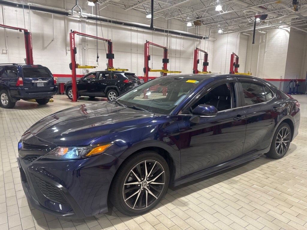 Certified 2021 Toyota Camry SE Sedan