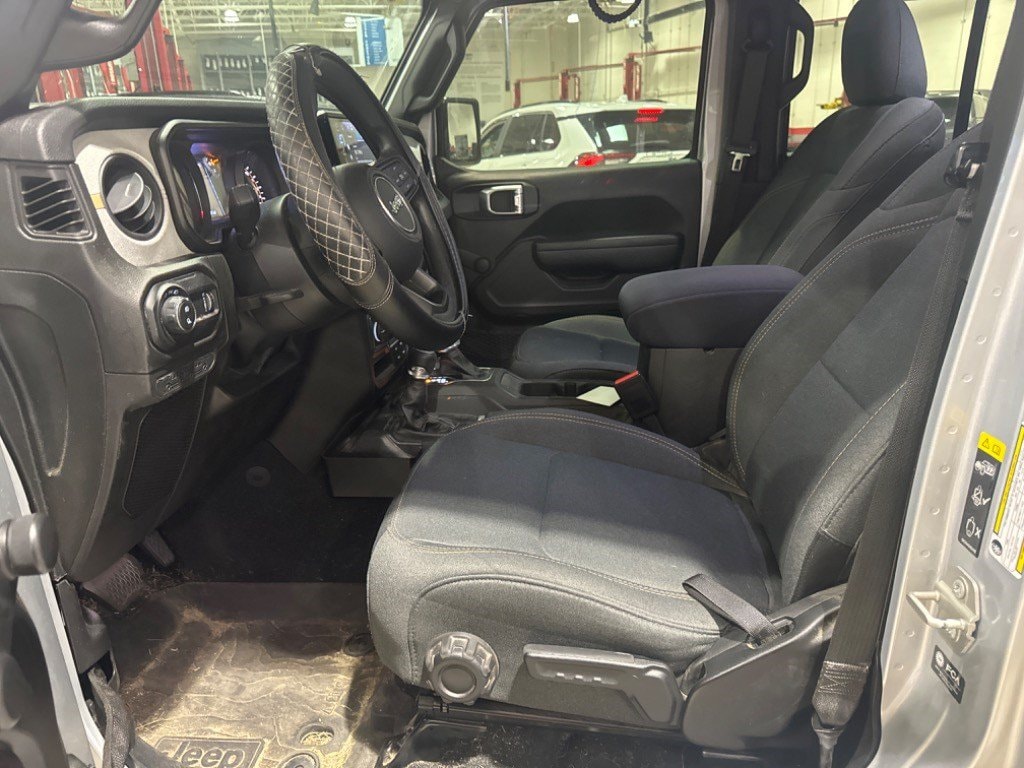 Used 2024 Jeep Gladiator Sport Pickup