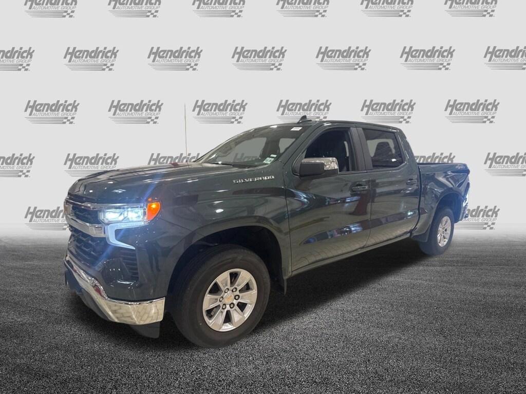 Used 2025 Chevrolet Silverado 1500 LT Pickup