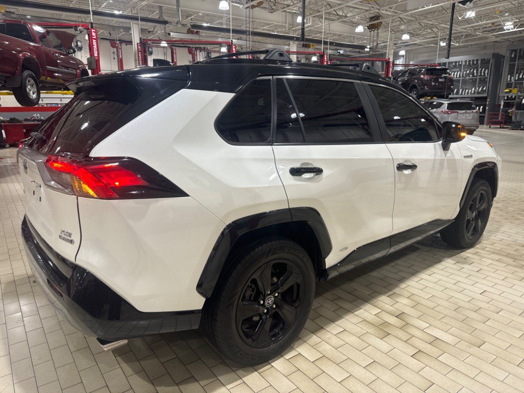 Toyota RAV4 Hybrid XSE