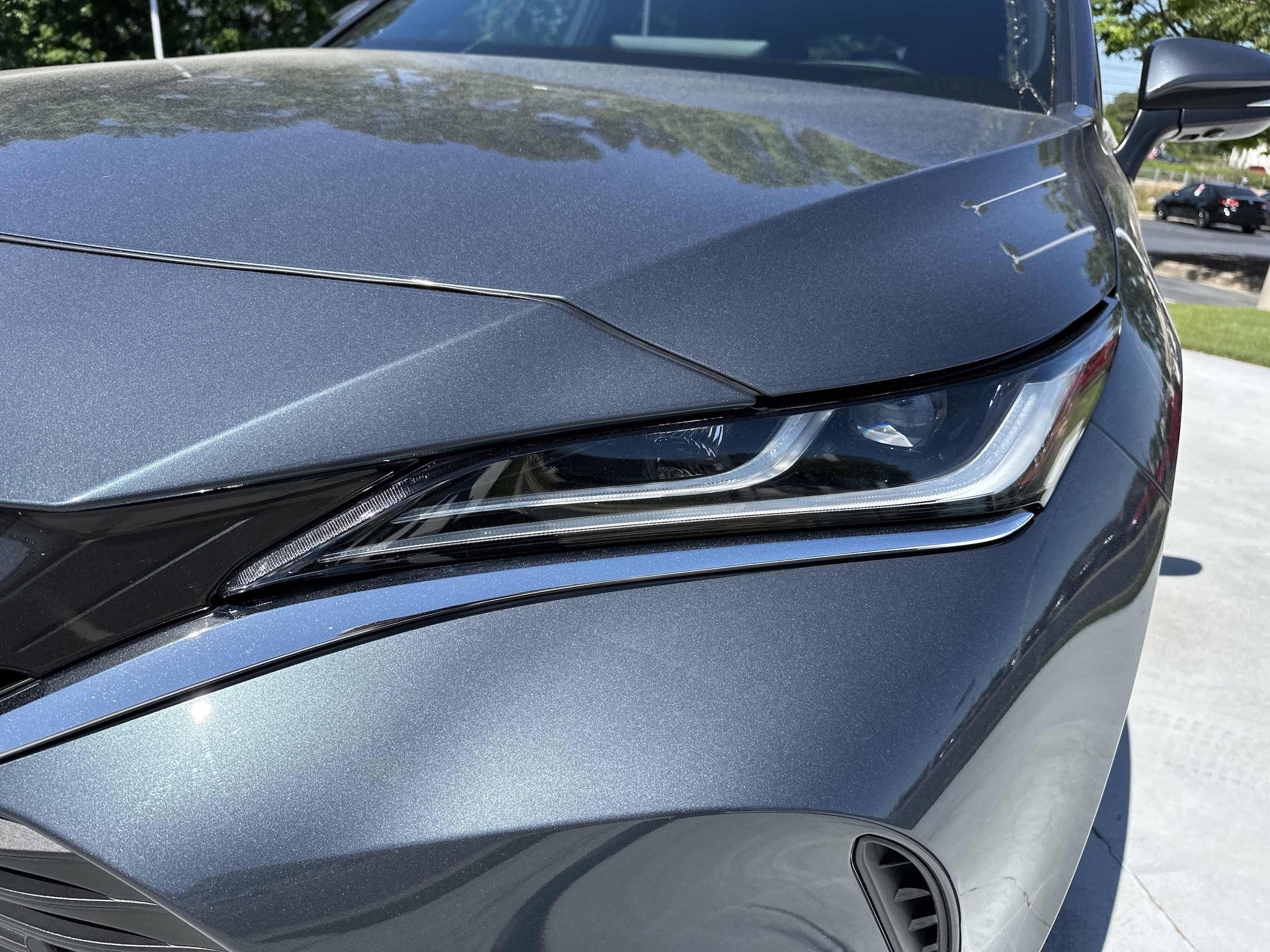 2023 Toyota Venza Limited photo 5