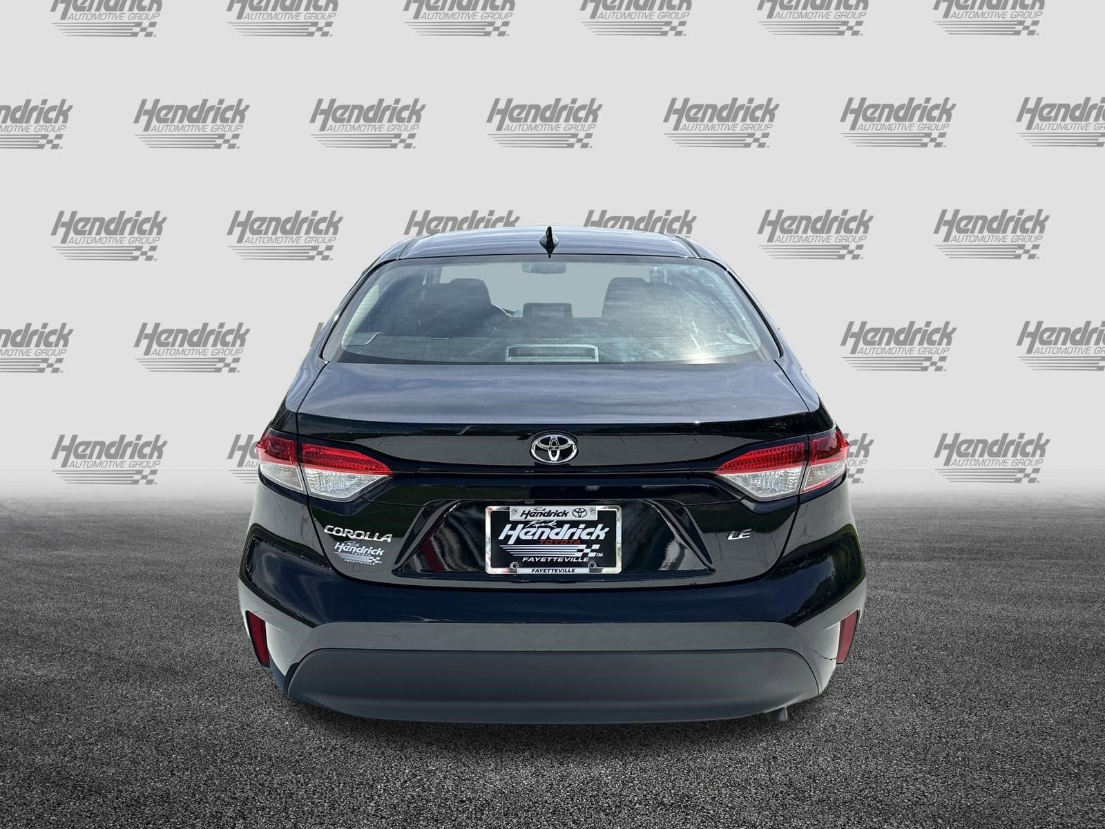 2025 Toyota Corolla LE photo 3