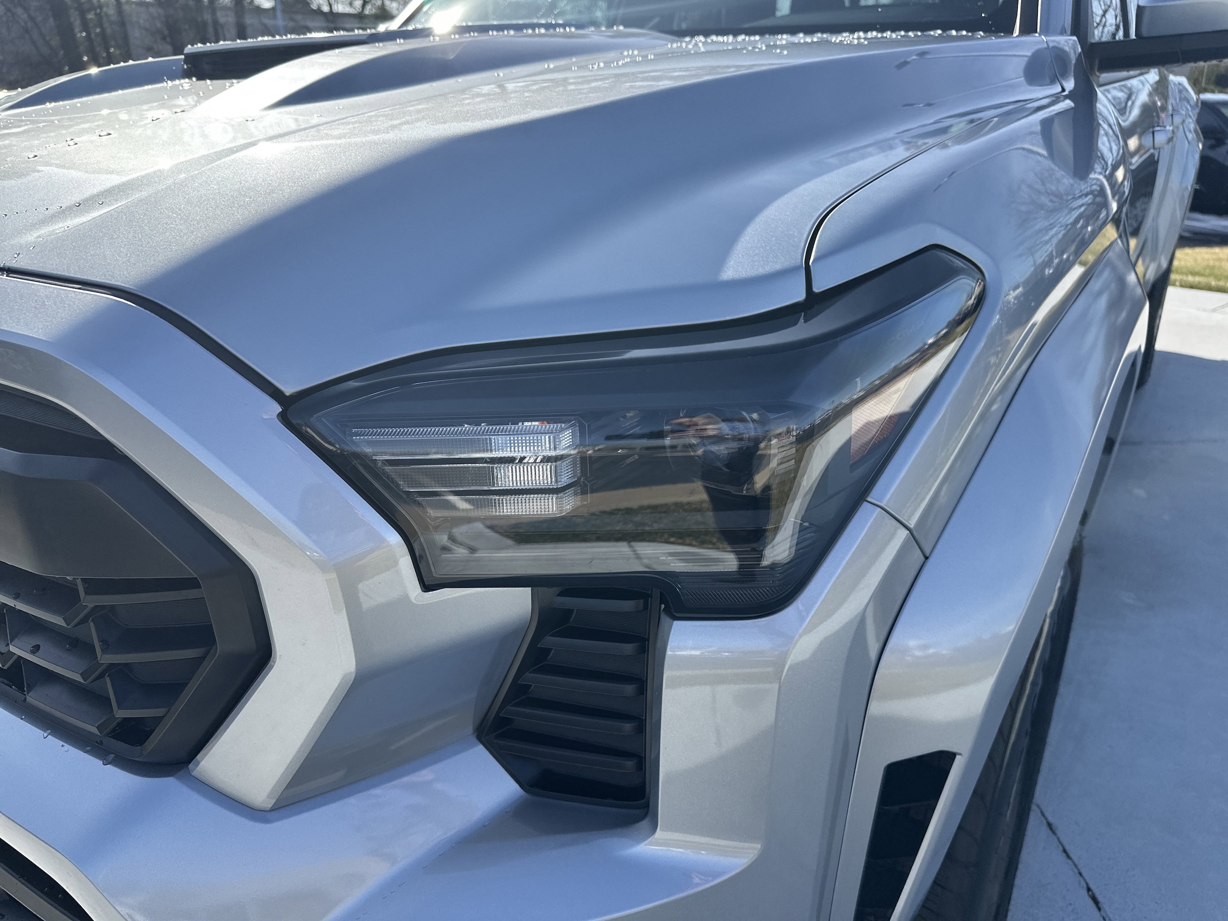 2025 Toyota Tacoma 4WD TRD Sport photo 5