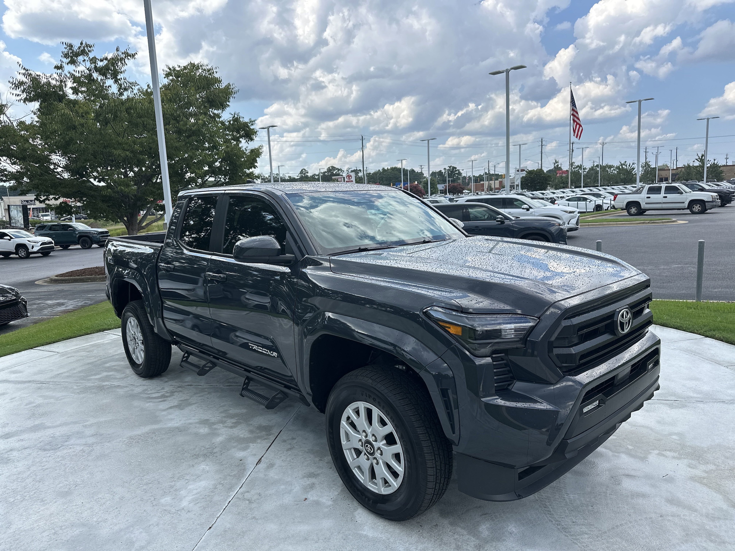 2024 Toyota Tacoma 4WD SR5