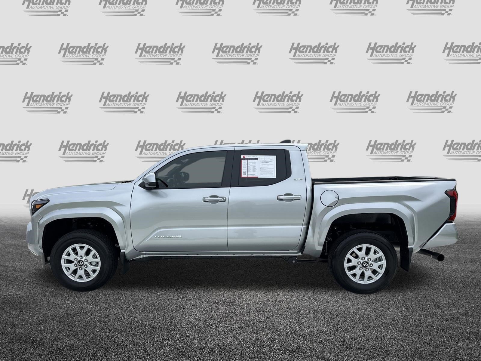 2025 Toyota Tacoma 2WD SR5 photo 6