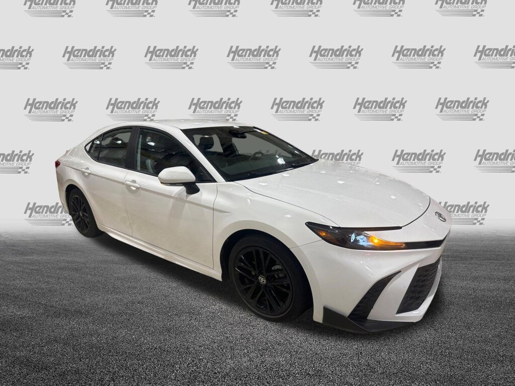 Used 2025 Toyota Camry SE Sedan