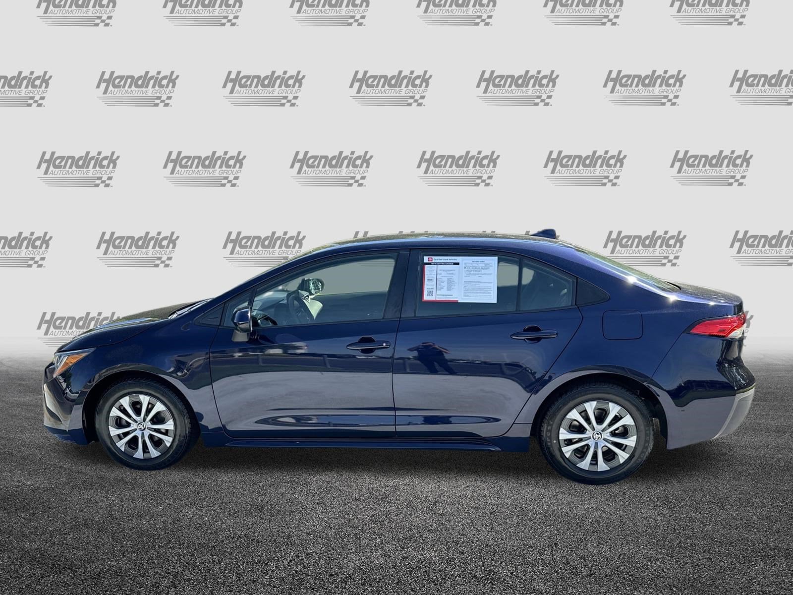 2022 Toyota Corolla Hybrid LE photo 6