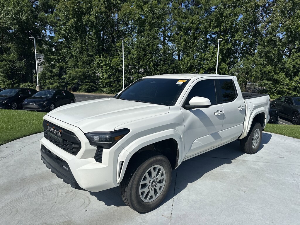 Used 2024 Toyota Tacoma 2WD SR5 Pickup