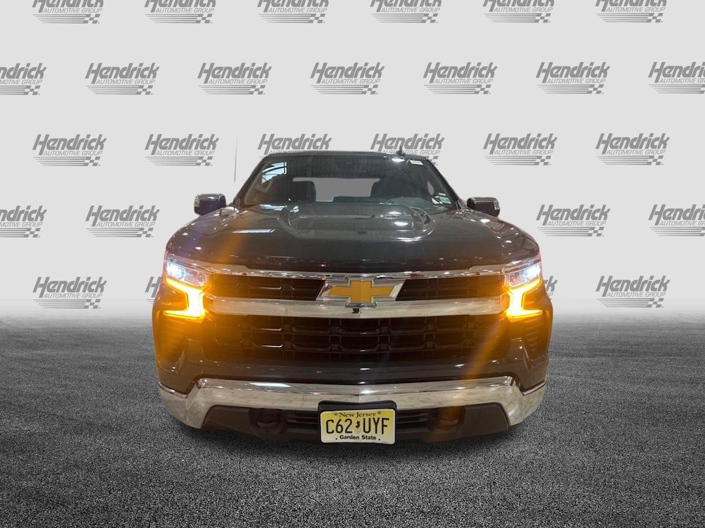 Used 2025 Chevrolet Silverado 1500 LT Pickup