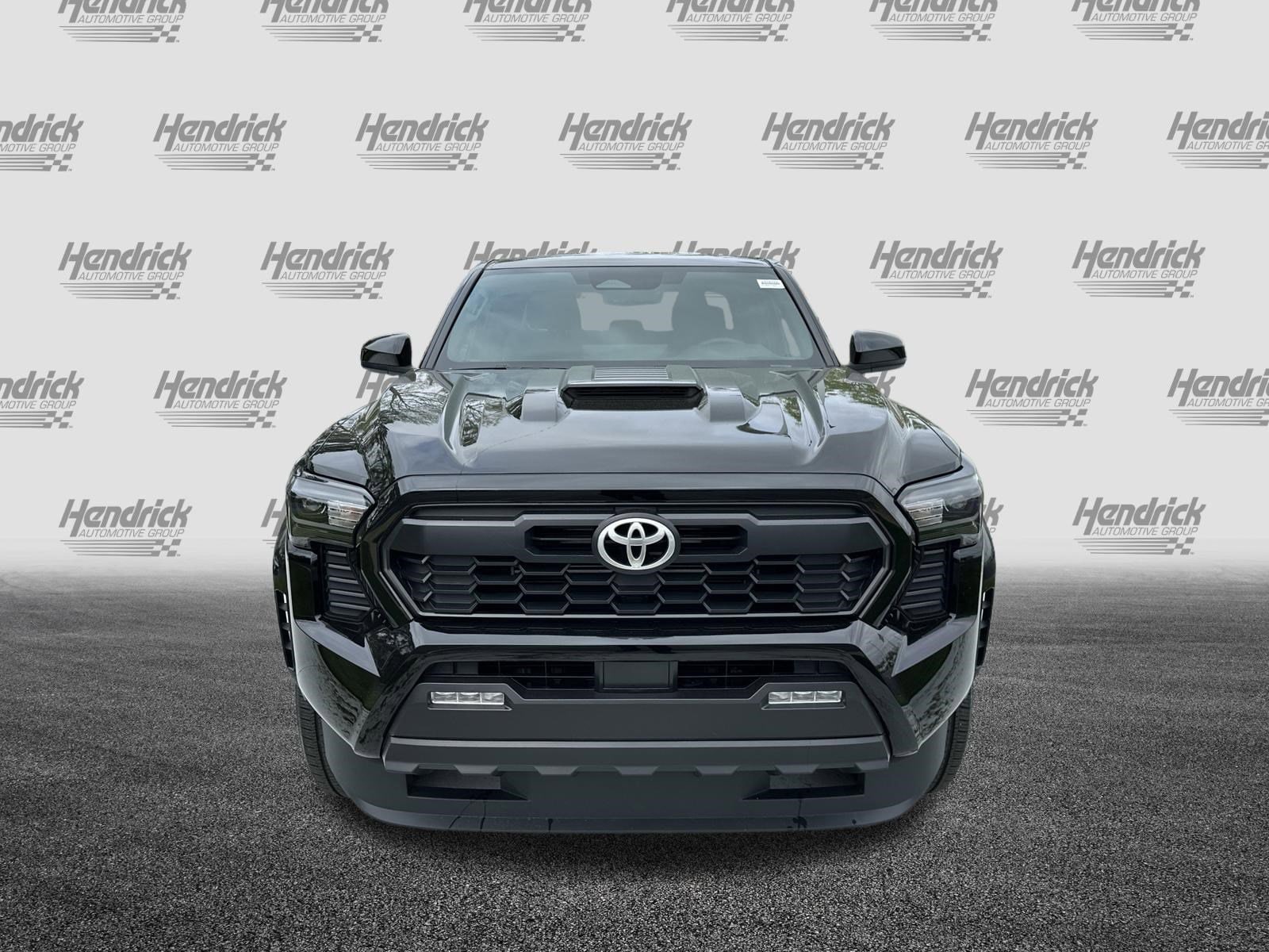 2025 Toyota Tacoma 4WD TRD Sport photo 2