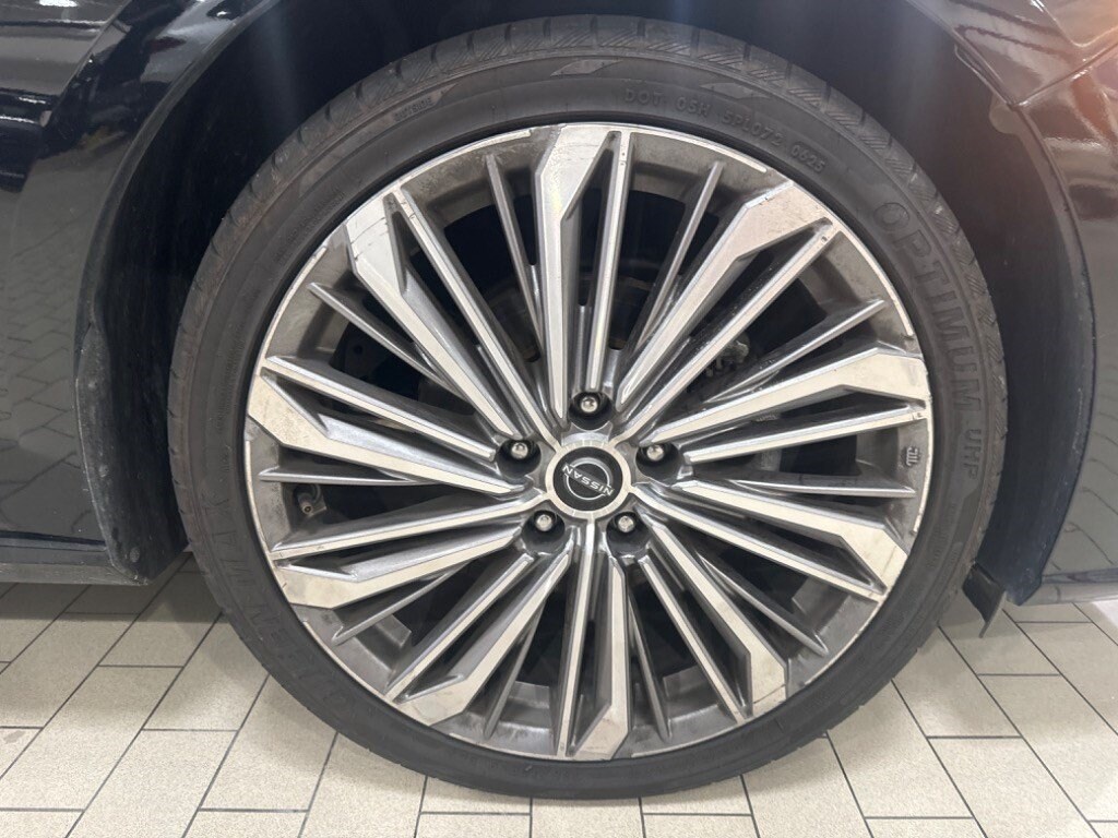 Used 2023 Nissan Altima 2.5 SL Sedan