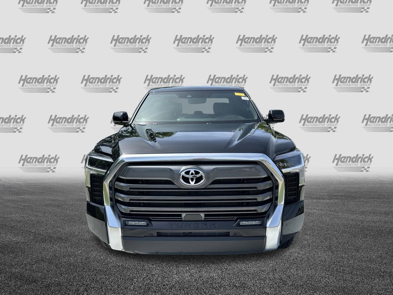 2025 Toyota Tundra 4WD Limited Hybrid photo 2