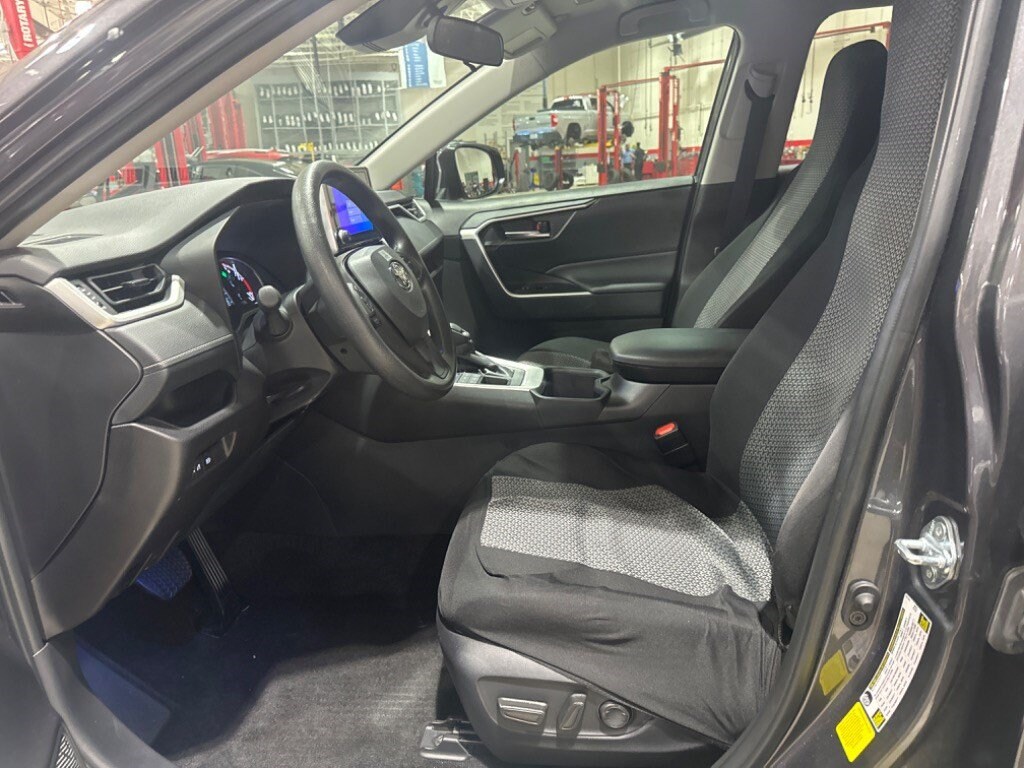 Certified 2025 Toyota RAV4 XLE SUV
