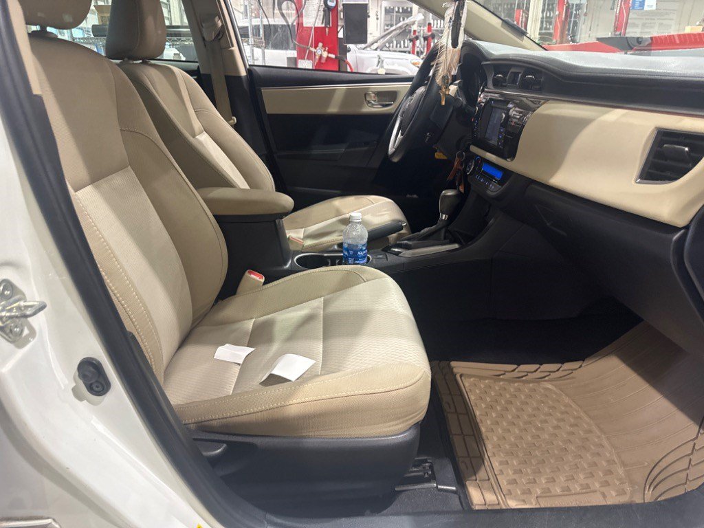 Toyota Corolla LE Plus