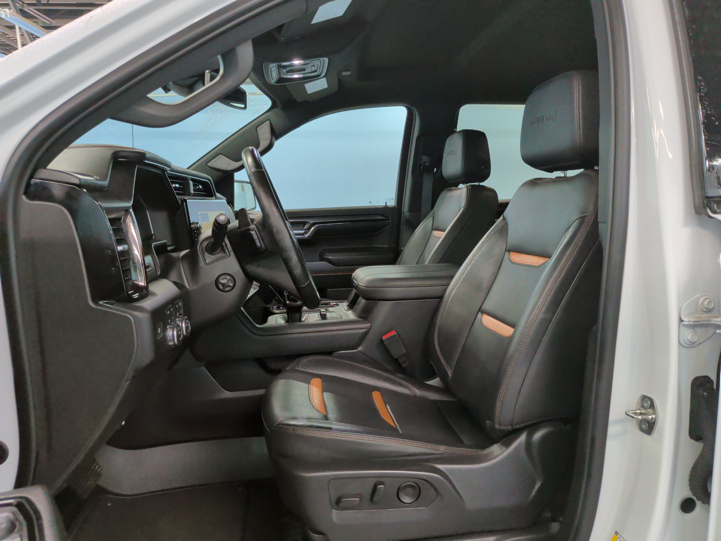 2024 GMC Sierra 1500 AT4 - Photo 28