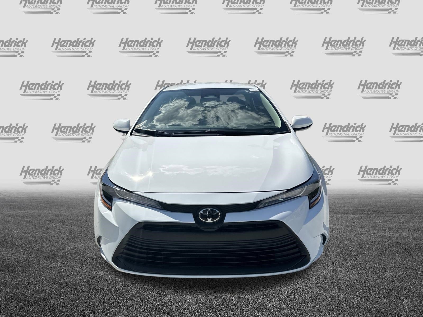 2026 Toyota Corolla LE photo 4