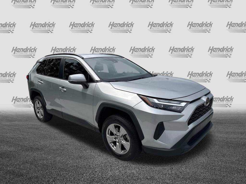 Used 2022 Toyota RAV4 XLE SUV