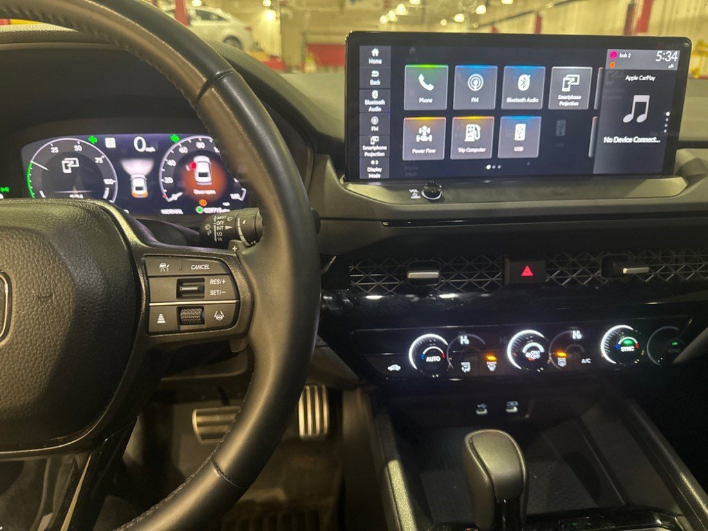 2024 Honda Accord Hybrid Sport photo 2
