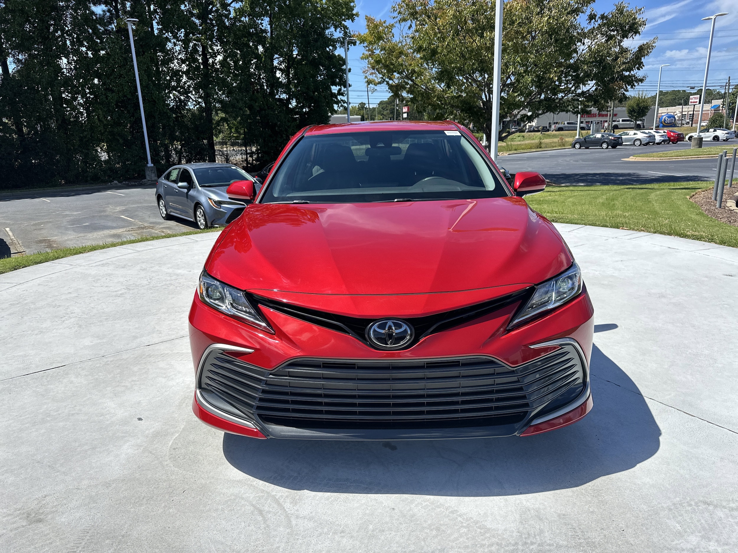 2023 Toyota Camry LE photo 2