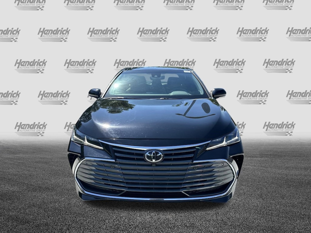 Certified 2022 Toyota Avalon Limited Sedan
