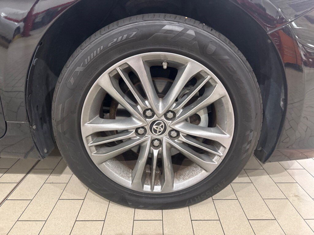 Used 2015 Toyota Camry LE Sedan