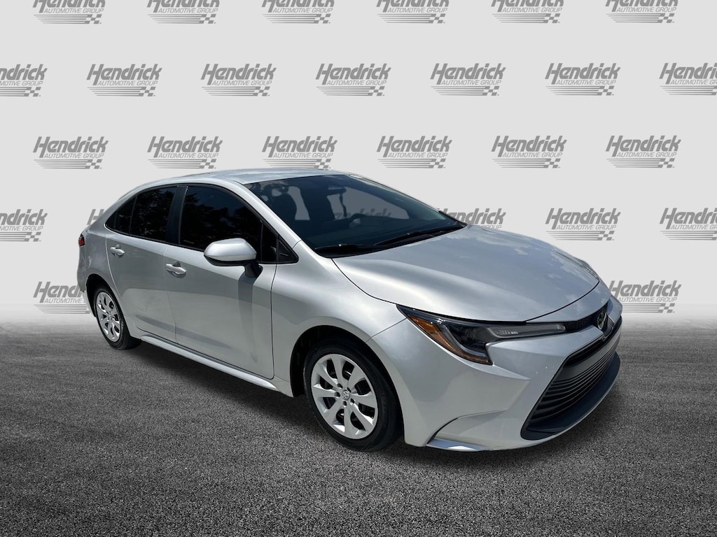 Certified 2025 Toyota Corolla LE Sedan