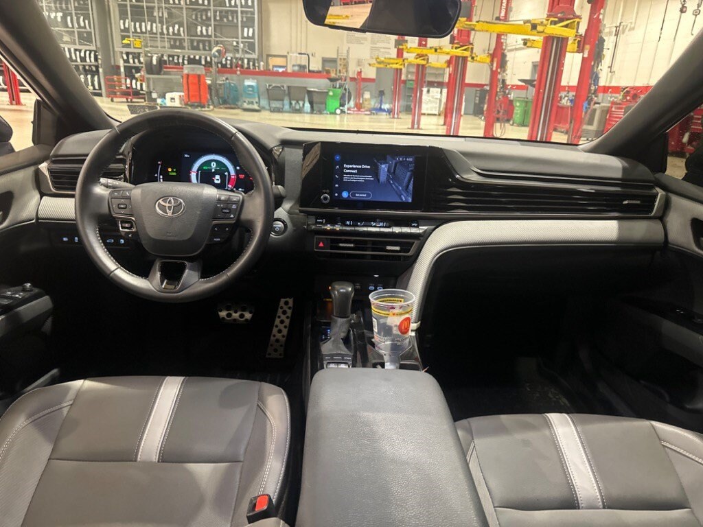 Certified 2025 Toyota Camry SE Sedan