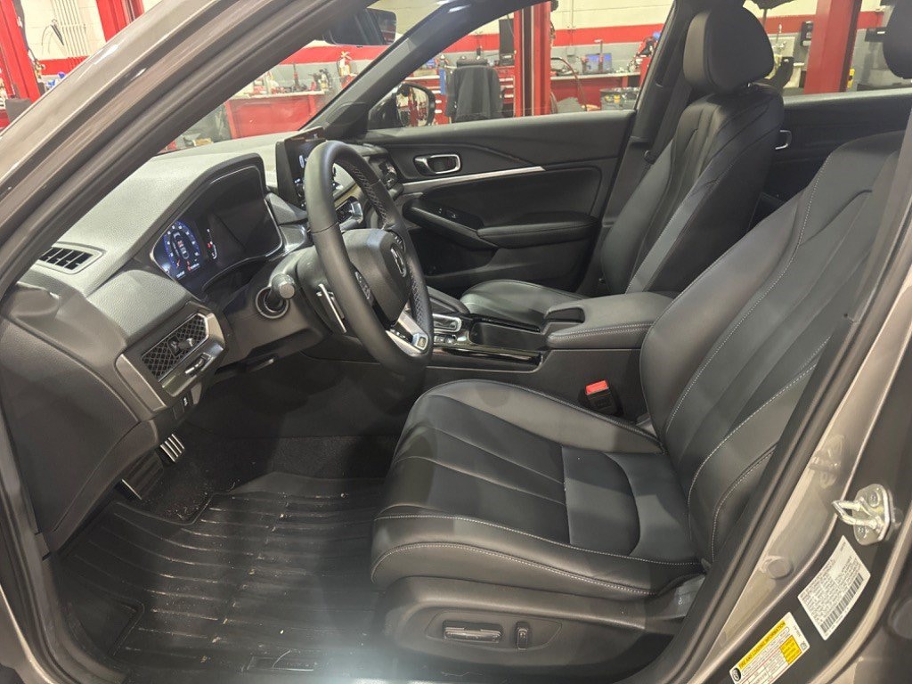 Used 2025 Acura Integra w/A-Spec Package Hatchback