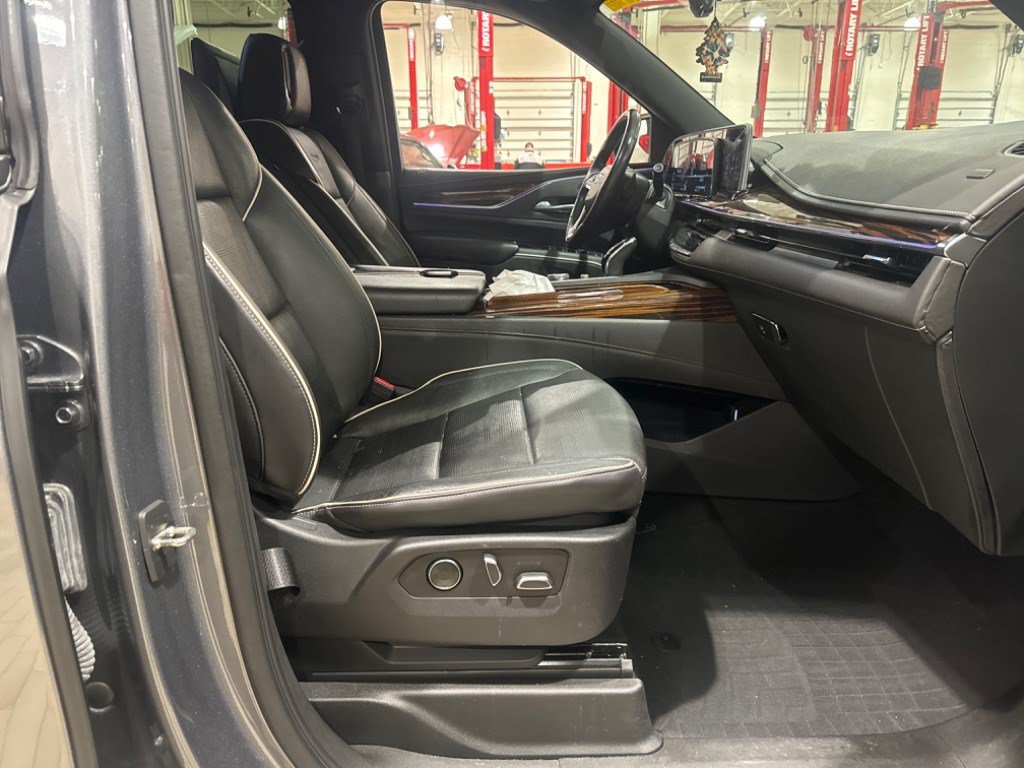 CADILLAC Escalade Premium Luxury