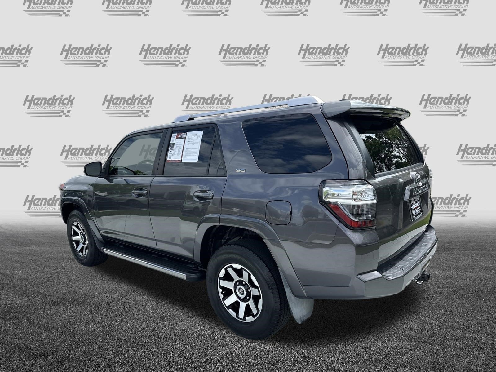 2018 Toyota 4Runner SR5 Premium photo 6