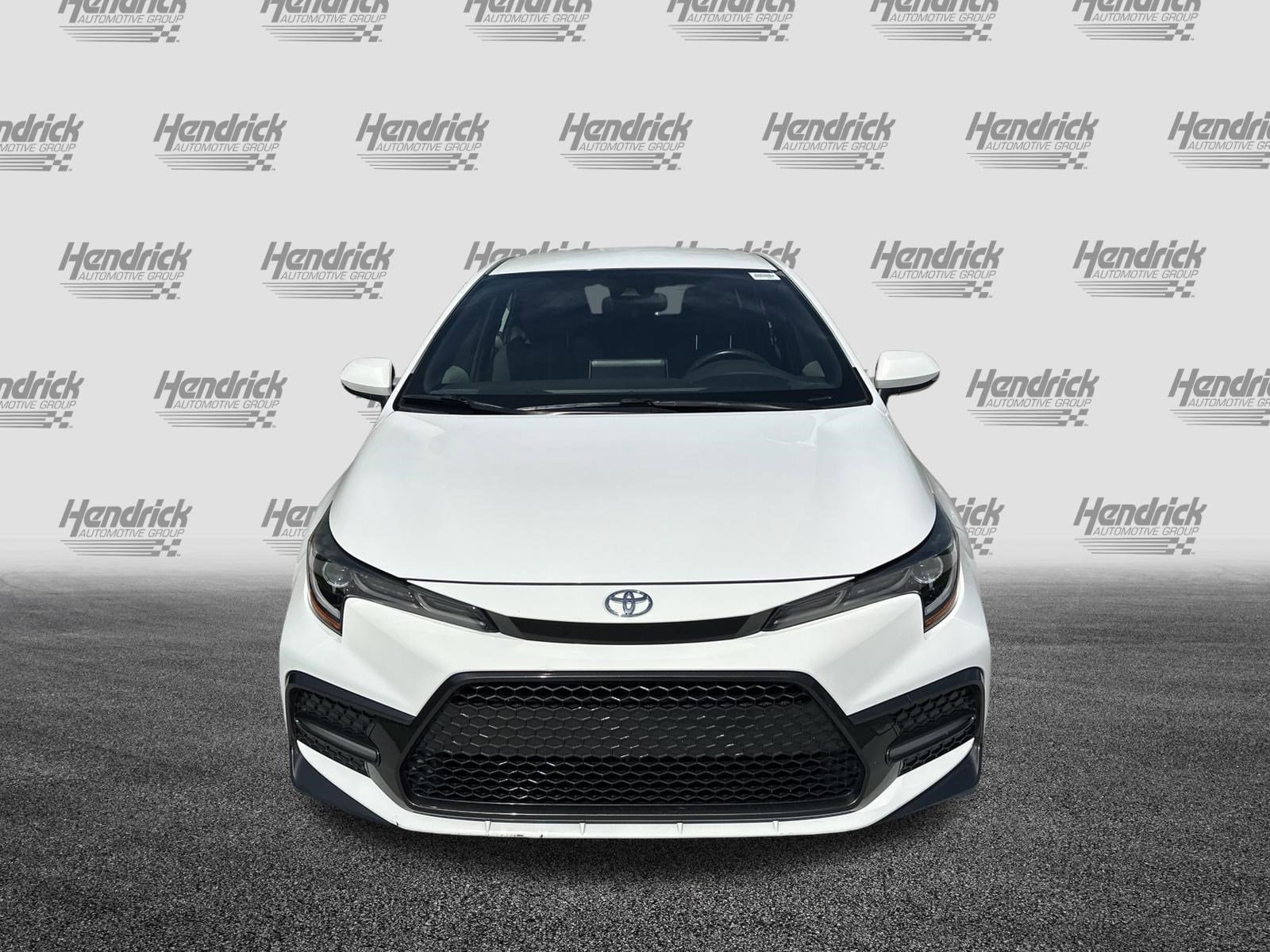 2020 Toyota Corolla SE photo 2