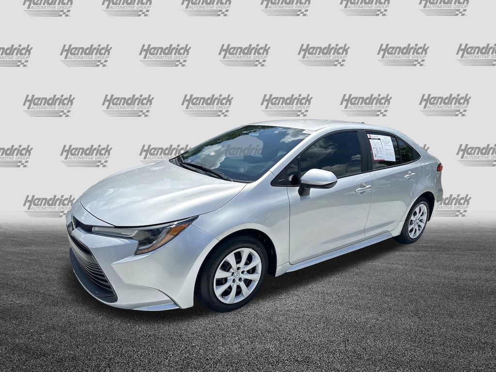 Certified 2025 Toyota Corolla LE Sedan