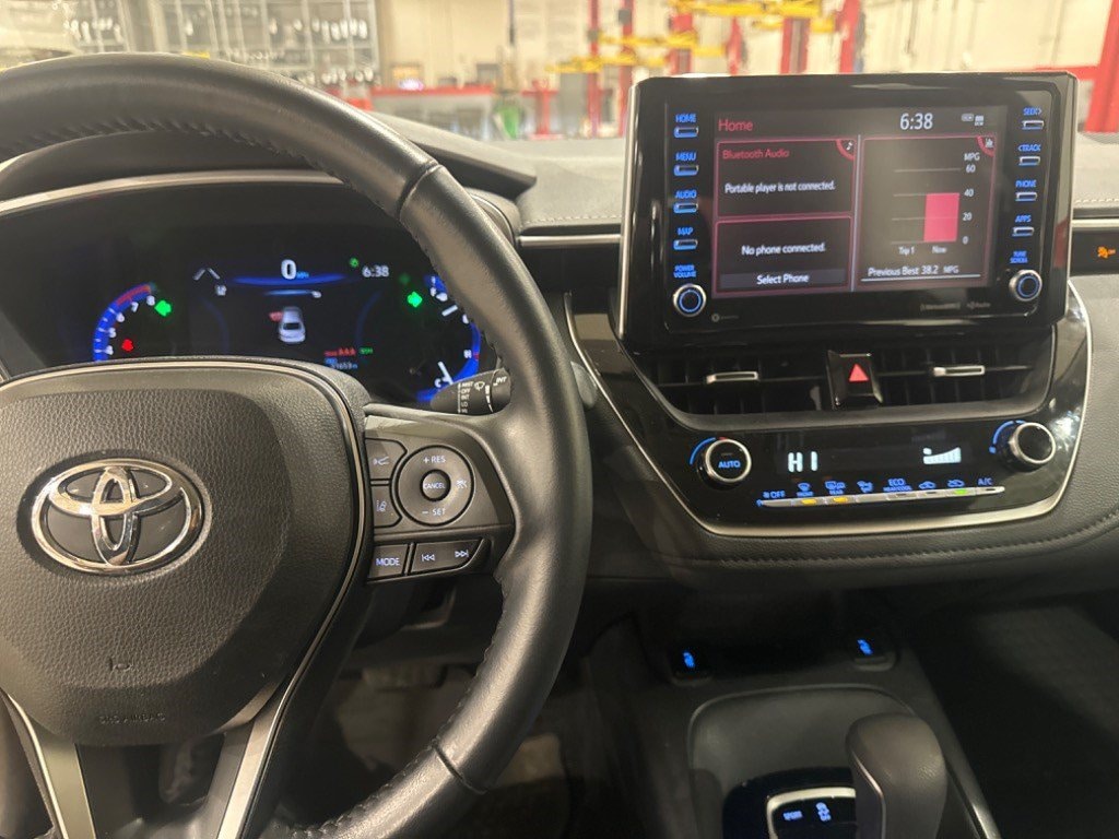 Used 2021 Toyota Corolla XLE Sedan