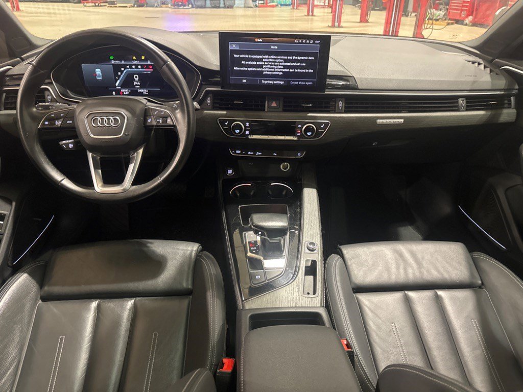 2023 Audi A4 Sedan S line Premium Plus photo 5