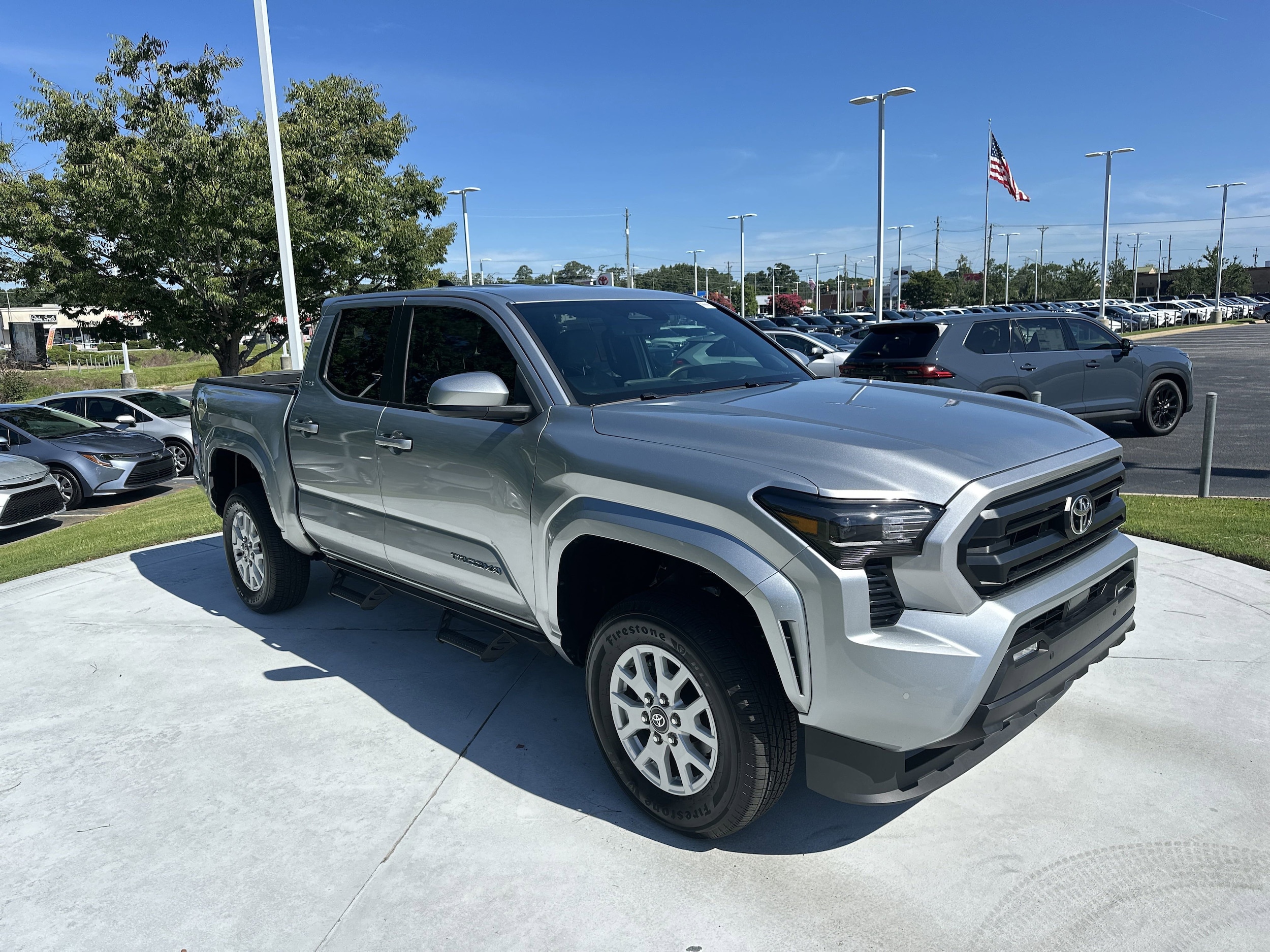 2024 Toyota Tacoma 4WD SR5